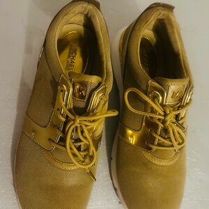 Michael Kors Men's Tan and Gold Sneakers